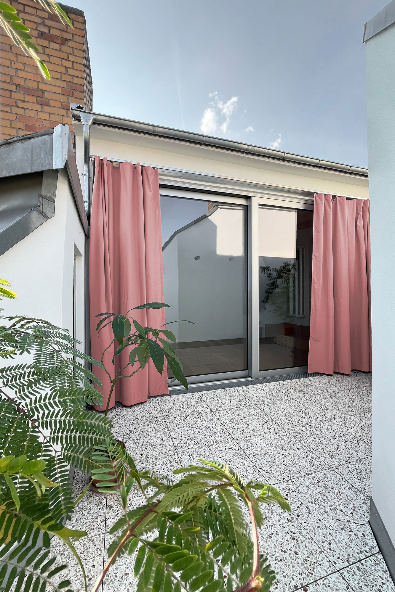 1-INTO-STORIES-SAM-Dachaufstockung-Dachausbau-Berlin-Dachterrasse